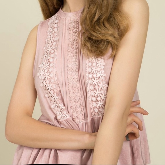 Sleeveless High neck peplum top PINK - Picture 2 of 7